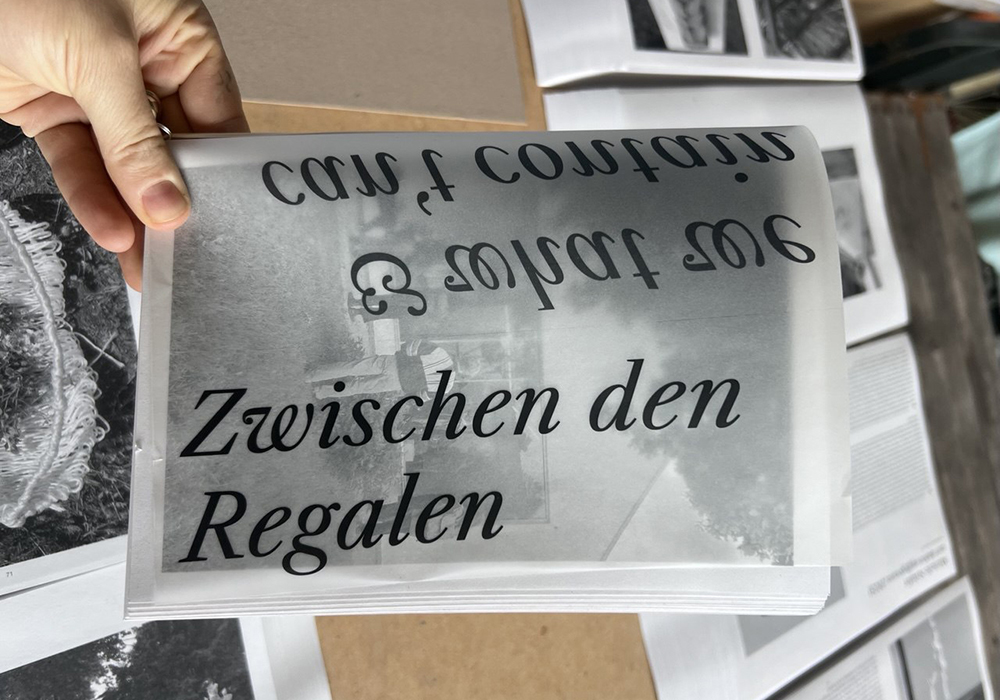 Zwischen den Regalen & what we can’t contain